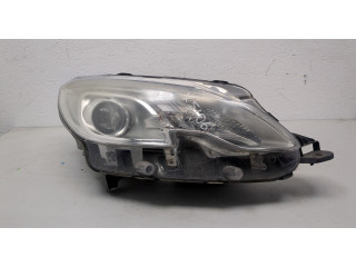 Фара передняя  Peugeot 2008 2013-2016 правая 