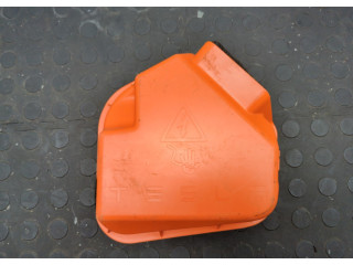 Крышка блока предохранителей Tesla Model 3 2017-2023