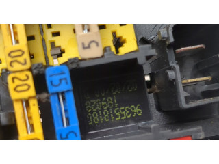 Блок предохранителей Peugeot 406 1999-2004 9635518180