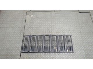 Решетка радиатора  Jeep Compass 2006-2010          