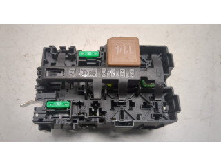 Блок реле  Peugeot 2008 2019-2023         