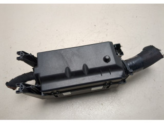 Блок предохранителей Buick Encore GX 2019-2024