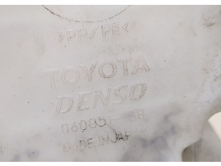 Бачок омывателя Lexus GS 2005-2012