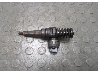 Форсунка топливная Skoda Octavia (A5) 2004-2013 038130073AG