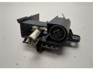 Блок предохранителей  Volkswagen Passat 7 2010-2019 Америка      1K0937517   