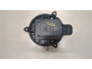 Моторчик печки Cadillac XT4