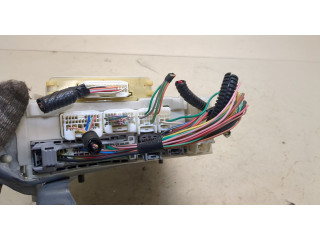 Блок предохранителей  Lexus IS 2005-2013         