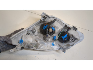 Фара передняя Toyota Corolla Verso 2002-2004 правая