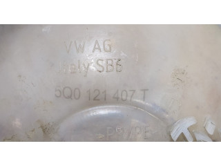 Бачок расширительный Skoda Octavia (A7) 2013-2023 5Q0121407G