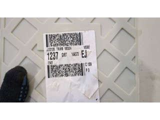 Блок предохранителей  Ford Kuga 2016-2019      180524, GV6T14A073EJ   