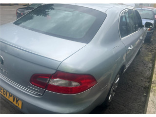 Стойка амортизатора Skoda SuperB 2008-2015 3C0413031N, 3C0411105N 1.6 дизель