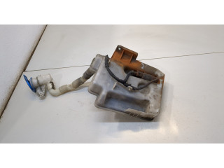 Бачок омывателя Volkswagen Caddy 2004-2010