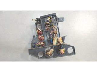 Блок предохранителей  Peugeot Expert 1995-2007          1.9