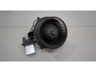 Моторчик печки  Jeep Grand Cherokee 2004-2010        