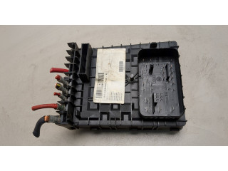 Блок предохранителей Volkswagen Caddy 2015- 1K0937125D