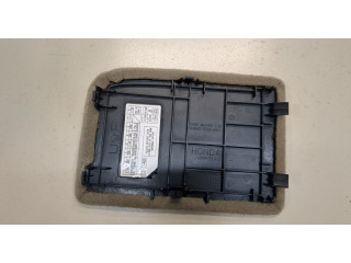 Крышка блока предохранителей Acura MDX 2007-2013 84660STXAA011 3.7