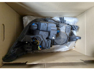 Фара передняя  Citroen DS4 2010-2018 правая 