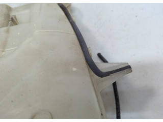 Бачок омывателя Porsche Panamera 2009-2016