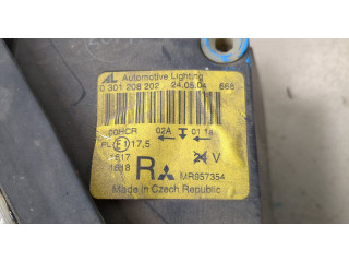 Фара передняя Mitsubishi Colt 2002-2012 правая