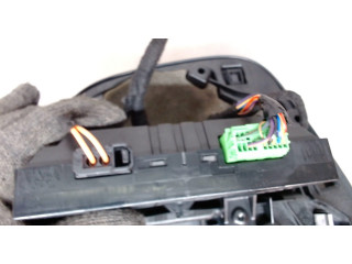 Дисплей бортового компьютера  Volvo XC60 2008-2017 39807645        