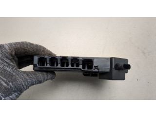 Блок предохранителей  Mercedes GLC X253 2015-2022      A2055402850   