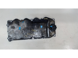 Клапанная крышка двигателя ДВС Nissan Navara 1997-2004 2.5 13264VK510