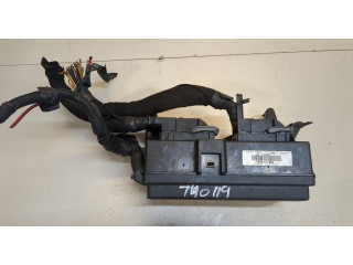 Блок предохранителей Jeep Grand Cherokee 2004-2010 04692073AB