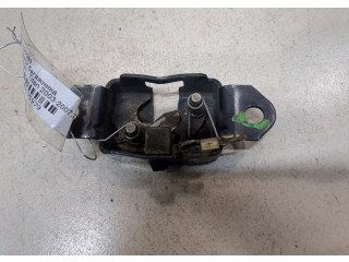 Замок багажника Nissan Titan 2003-2007