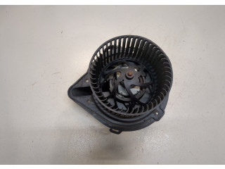 Моторчик печки  Volkswagen Passat 5 2000-2005        