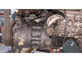 Клапанная крышка двигателя ДВС  Ford C-Max 2010-2015 1.6     