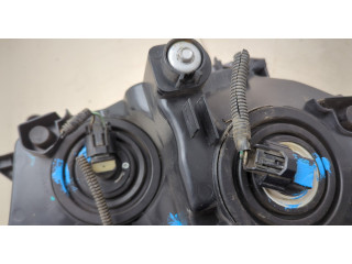 Фара передняя Toyota Sequoia 2008- левая