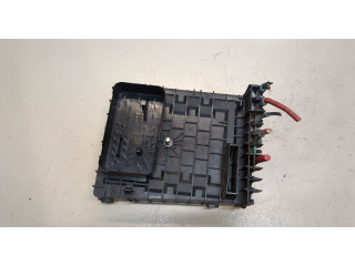 Блок предохранителей Skoda SuperB 2008-2015