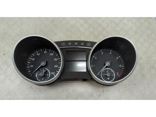 Панель приборов  Mercedes GL X164 2006-2012       A1645403247, A1645400911, A2514420321     