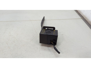 Блок реле Ford Fusion 2002-2012 2S6T14A390AA