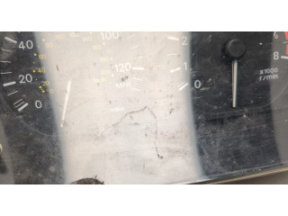 Панель приборов  Mitsubishi Space Star 1998-2006       MR489035     