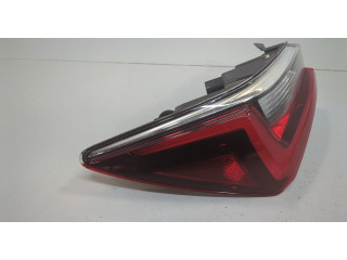 Задний фонарь          