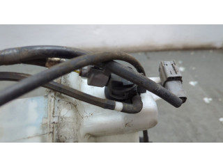 Бачок омывателя  Mazda 3 (BK) 2003-2009    