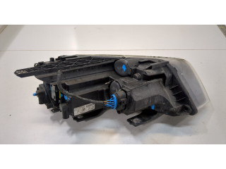 Фара передняя Audi Q3 2011-2014 правая