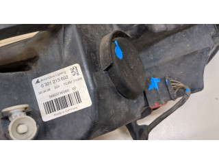 Фара передняя Peugeot 407 правая