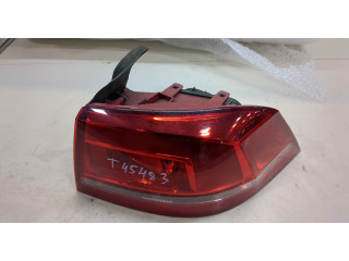 Задний фонарь