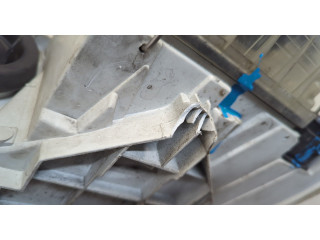 Фара передняя Skoda Octavia (A5) 2004-2013 правая