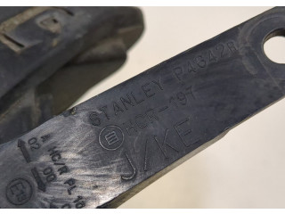 Фара передняя Honda FRV правая