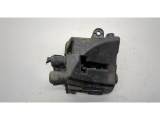 Блок предохранителей  Dacia Sandero 2013-2020      243809584R   