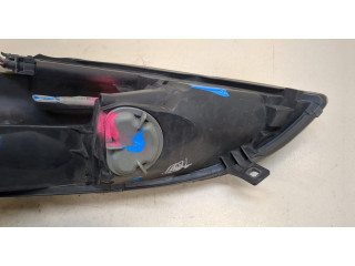 Фара передняя Mitsubishi Colt 2002-2012 правая