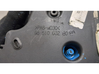 Клапанная крышка двигателя ДВС Ford Fiesta 2008-2013 1.4