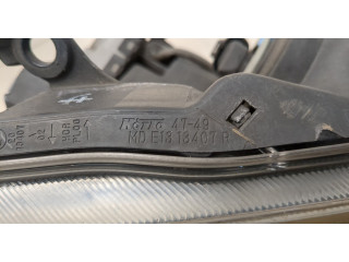 Фара передняя  Toyota Prius 2009-2015 правая 