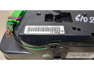 Панель приборов  Volkswagen Passat 5 2000-2005            