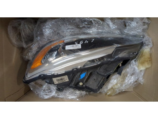 Фара передняя Volvo S60 2010-2018 левая