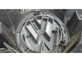 Решетка радиатора  Volkswagen Passat CC 2008-2012          3C8853651