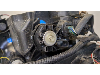 Фара передняя Toyota RAV 4 2015-2019 левая